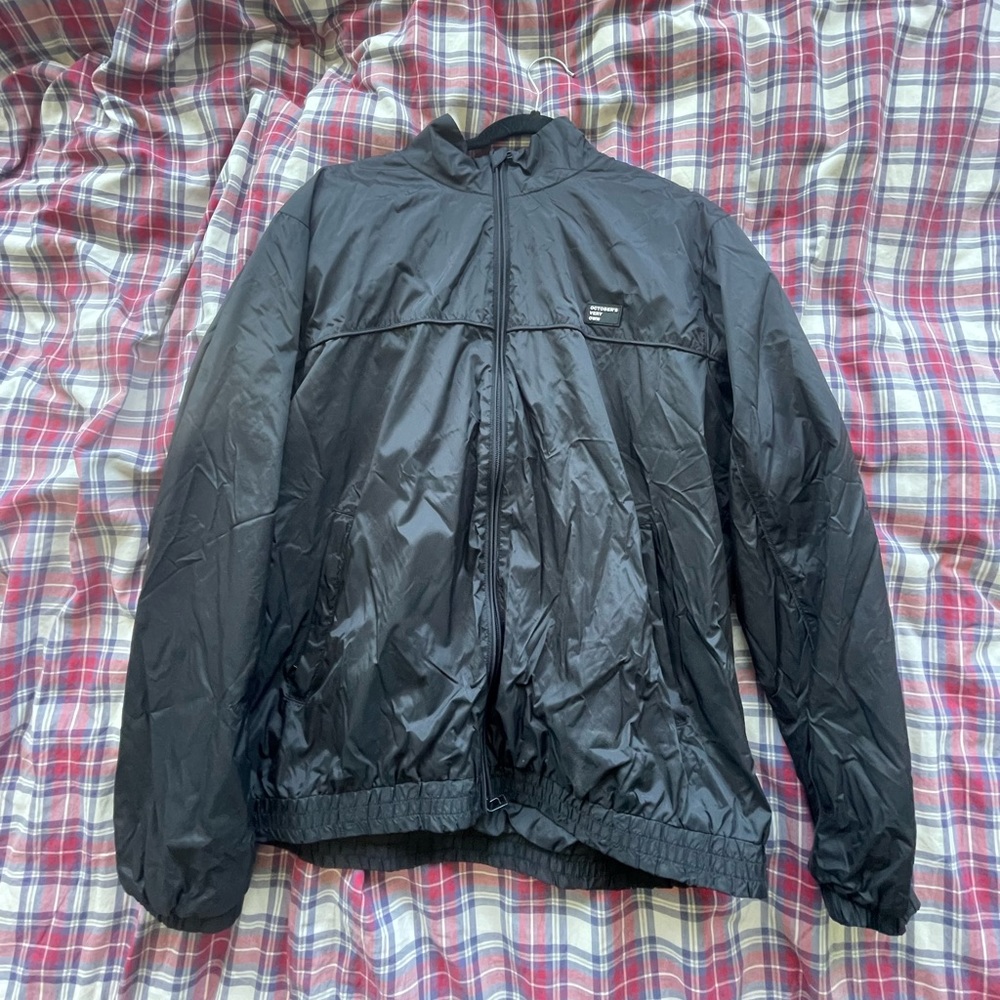 Black ovo wind breaker, xxl, great condition.
